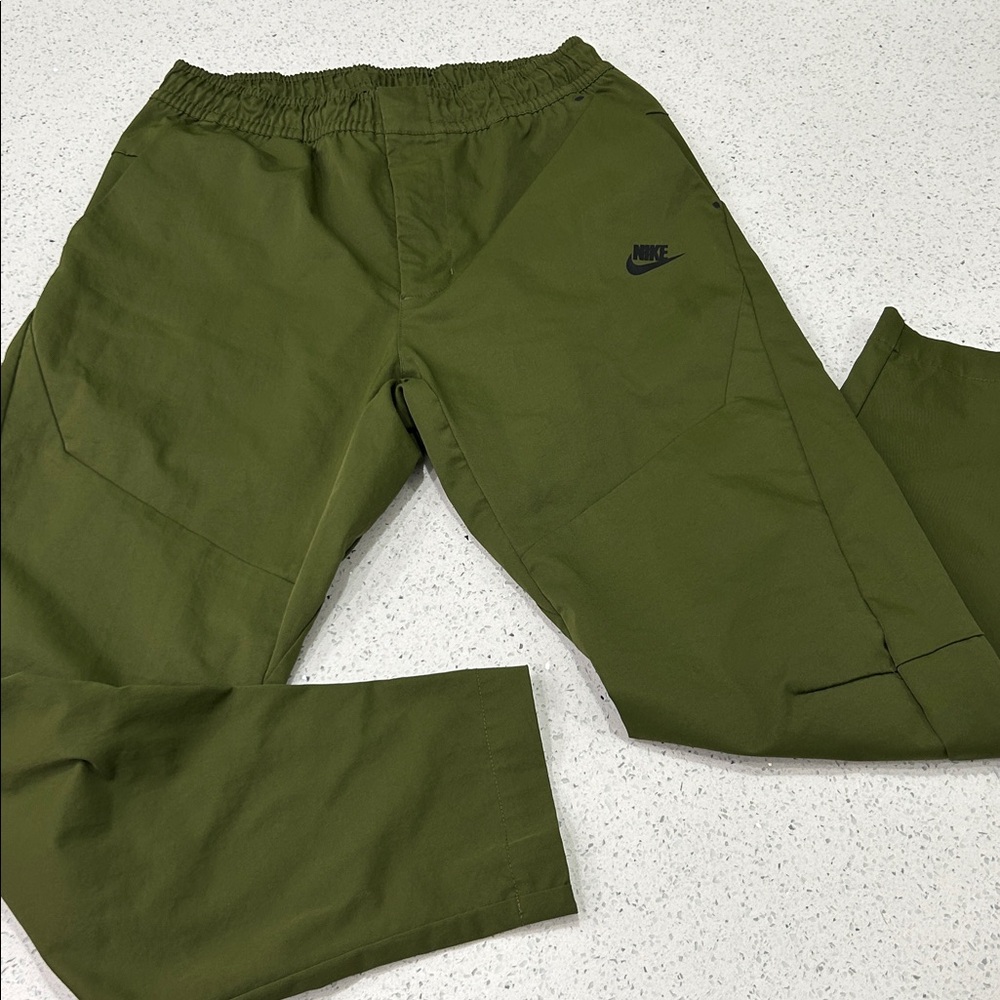 Nike Forest Green Trousers